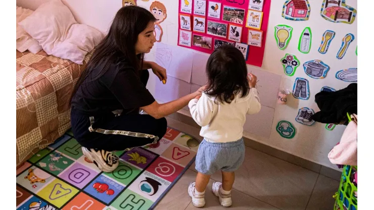Revisa los requisitos del bono para madres.