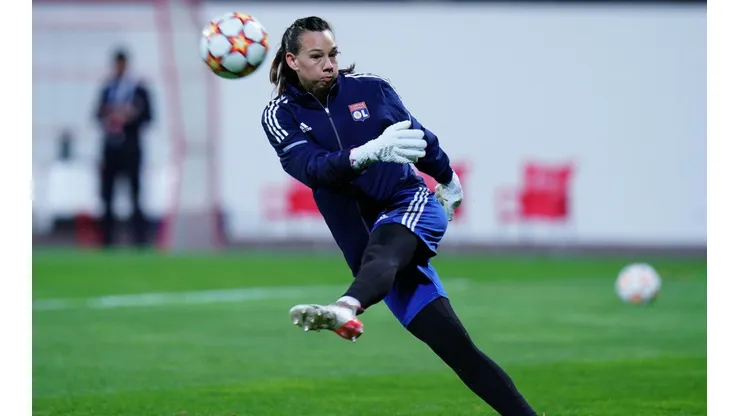 Christiane Endler debiera estar de vuelta en abril, por lo que alcanzará a ponerse a punto con miras a la Copa América de Colombia