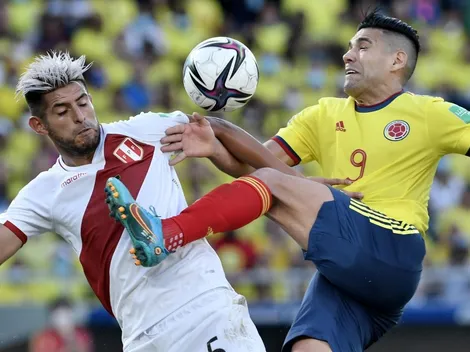 Reinaldo Rueda manda al frente a los jugadores de Colombia