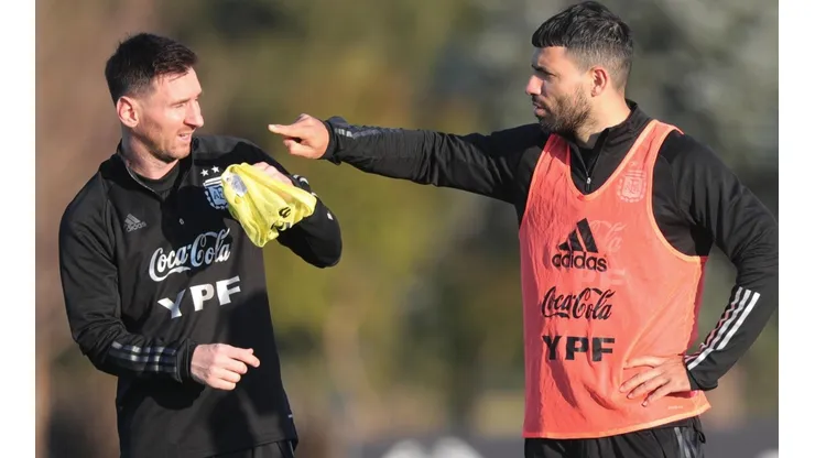 Sergio Agüero puede ir al Mundial como parte del cuerpo técnico.