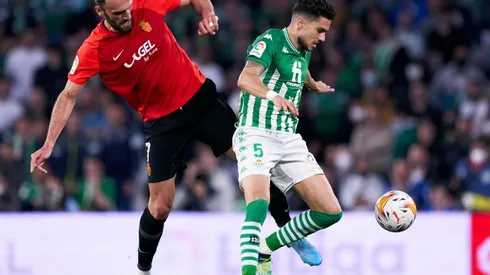 El Betis no se cansa de celebrar con Pellegrini en la banca