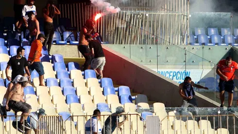 Hinchas de Colo Colo y Universidad Católica aterraron a los verdaderos fanáticos del fútbol que intentaban ver la definición de la Supercopa.