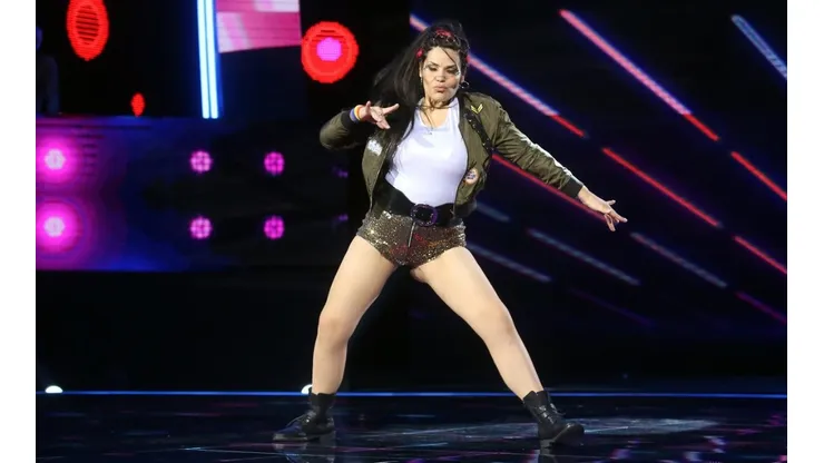 Ana María Muñoz, la Zapallito Italiano, en el escenario de Aquí se Baila.