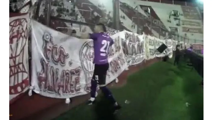 Andújar le lanzó golpes de puño a los hinchas Huracán
