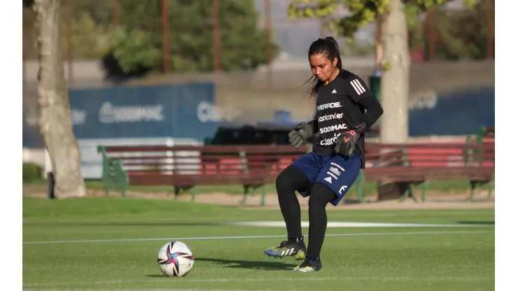 Valeria Rojas se ilusiona con debutar por la Roja en la fecha FIFA