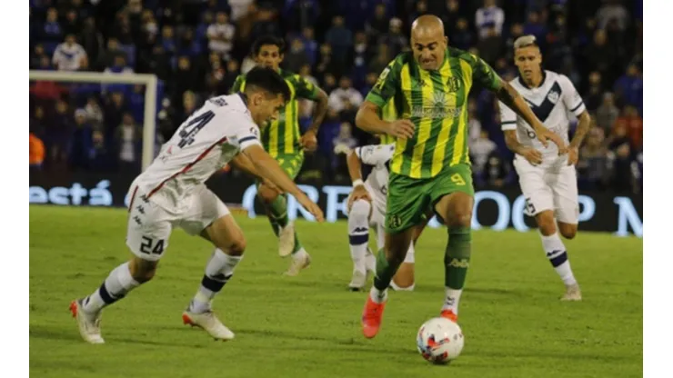 Tanque Silva sumó sus primeros minutos en Aldosivi
