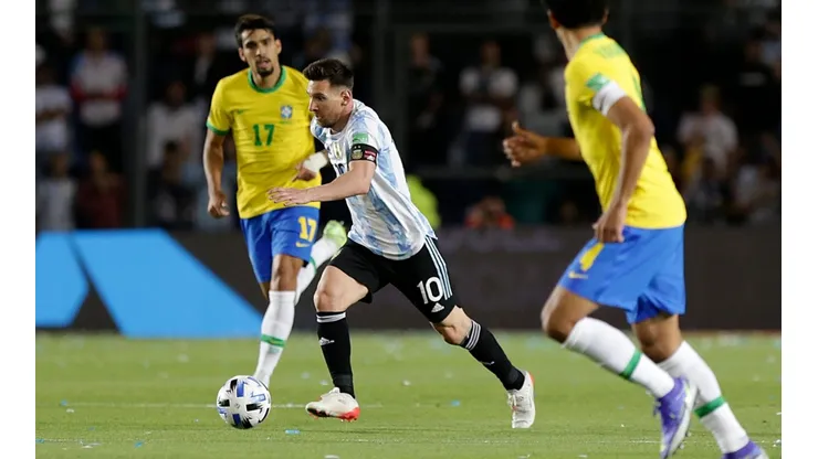 La FIFA entregó multas económicas, variadas suspensiones y decidió que el duelo entre Brasil y Argentina tendrá que volver a jugarse.
