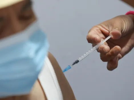 ¿Qué personas deben vacunarse el lunes 14 de febrero?