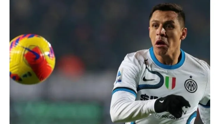 Alexis Sánchez espera ser titular ante el Liverpool por la Champions League