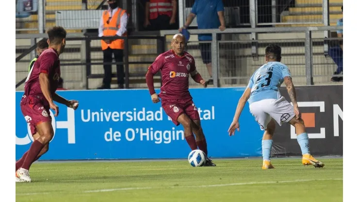 Chupete Suazo fue protagonista de la discusión