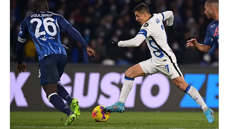 Alexis Sánchez y Arturo Vidal ingresaron en los últimos minutos