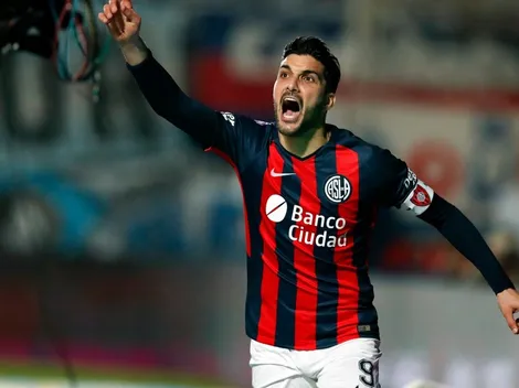 Blandi fue presentado en San Lorenzo con la dorsal 9