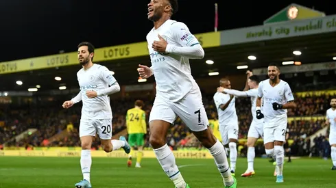 Los Citizens vencieron 4-0 con un triplete de Sterling y son punteros exclusivos de la Premier League.