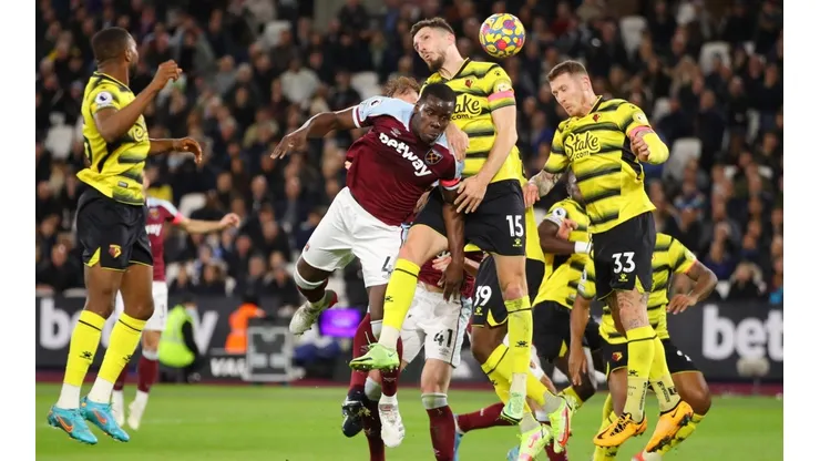 Kurt Zouma jugó ante el Watford pese a la polémica