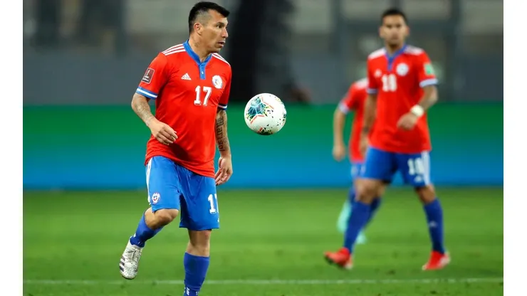 Gary Medel se expresó por medio de sus redes sociales por lo sucedido.