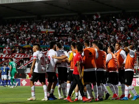 DT de Curicó festeja con todo el histórico primer puesto