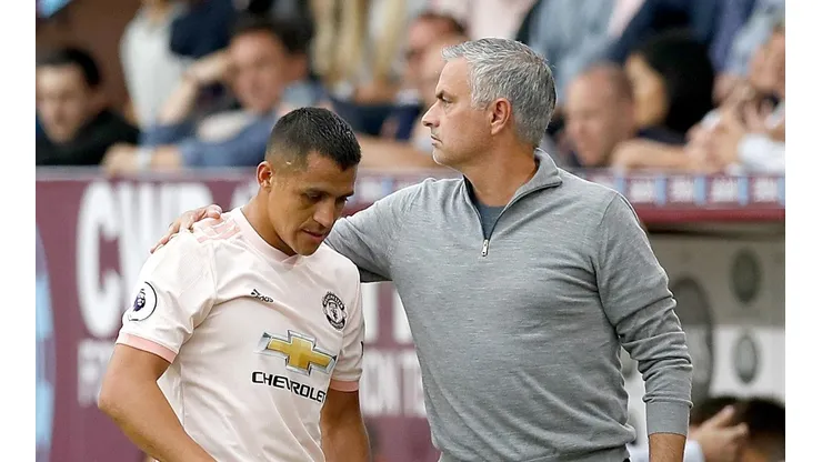 Mourinho y Alexis no lograron encajar en el Manchester United
