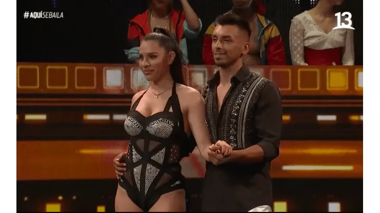 Gianella Marengo y su pareja en Aquí se Baila.