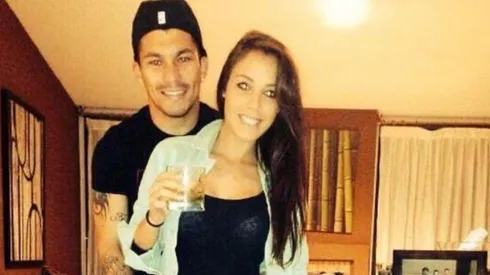 La primera foto como pareja de Gary Medel y Cristina Morales