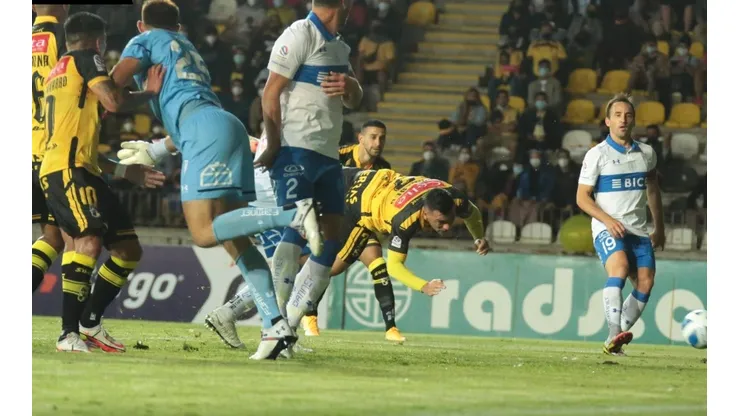 Esteban Paredes busca un nuevo récord en el fútbol chileno
