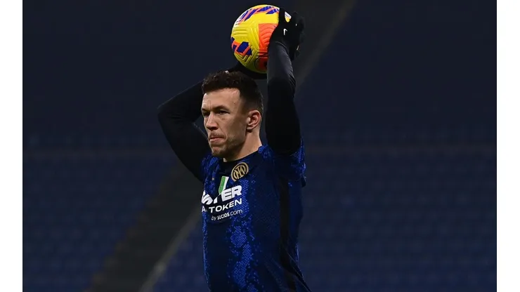 Ivan Perisic puso el 1-0 del Inter contra Milan en el clásico.