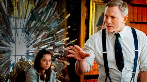 Entre Navajas y Secretos