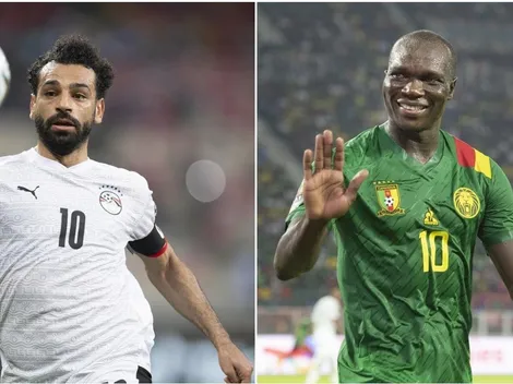 Delantero de Camerún se agranda y trapea el piso con Mo Salah