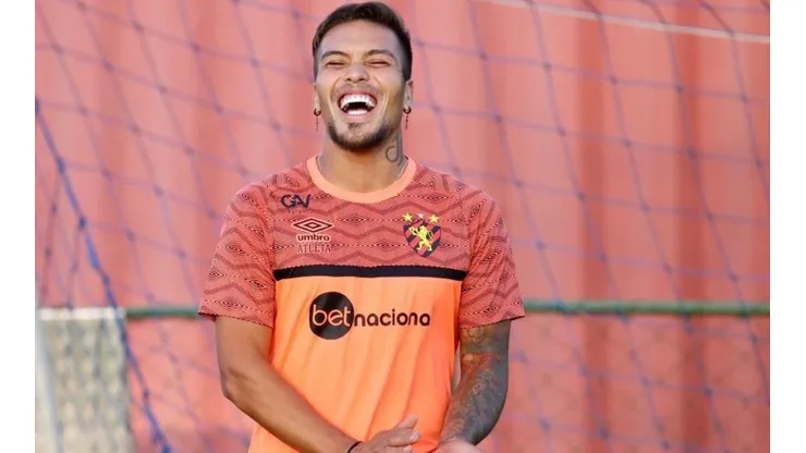 Javier Parraguez entrenando en Brasil