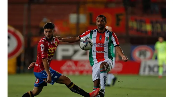Unión Española recibirá el sábado a Palestino en Santa Laura
