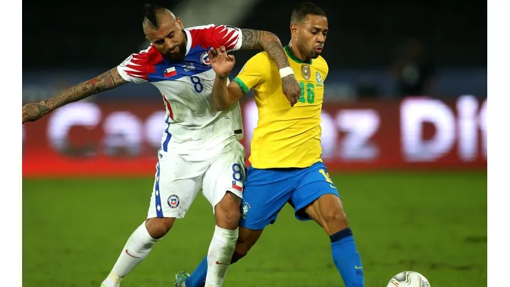 Arturo Vidal cumplió su sanción ante Argentina y Bolivia por lo que podrá volver para la doble fecha de Marzo.