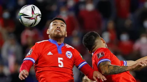 Paulo Díaz se vio muy bien jugando con tres centrales en Bolivia