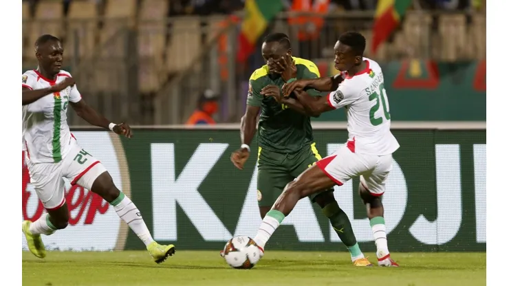 Sadio Mané lideró el tremendo triunfo de Senegal para clasificar a la final.