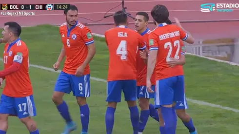 Golazo de Alexis Sánchez de tiro libre: el 0-1 parcial de Chile contra Bolivia.
