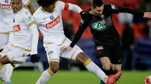 Messi fue titular en el PSG y usó las 10 en la espalda