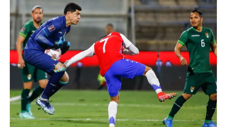 Lampe jugando ante Chile