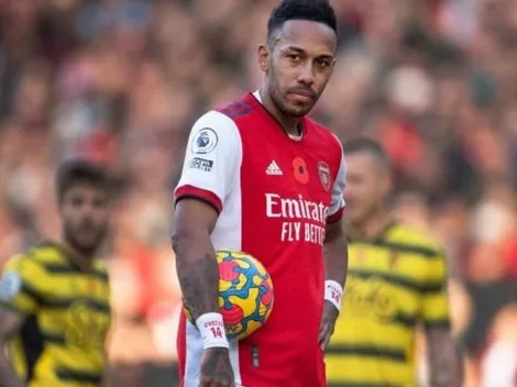 Aubameyang aterriza en Barcelona en el cierre de mercado