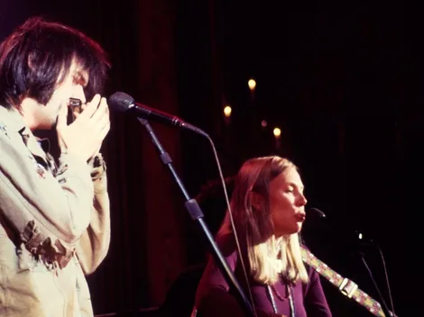 ¿Qué fue lo que pasó con Neil Young, Joni Mitchell y Spotify?