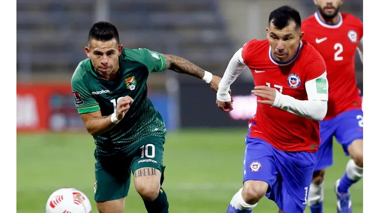 Chile visita a Bolivia en La Paz en una última final.