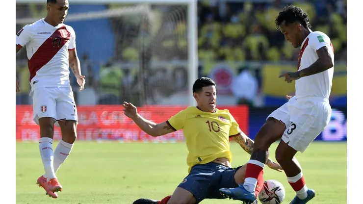 James Rodríguez respondió con furia a los abucheos de la afición colombiana.