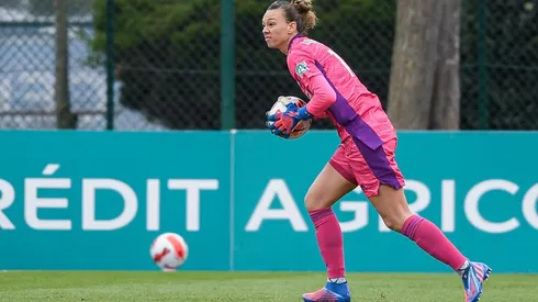 Christiane Endler se retiró lesionada en la eliminación del Lyon a manos del PSG en la Copa de Francia