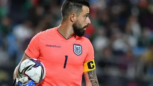 El arquero de la U brilló defendiendo a la selección de Ecuador y envió un alentador mensaje a sus seguidores.