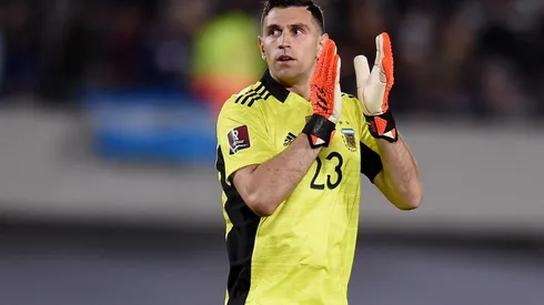 Martínez, el foco de las pifias