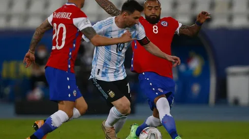 Messi y Vidal no jugarán esta noche en Calama