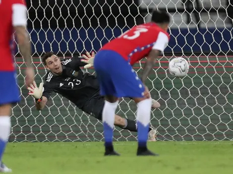 ¿Se lo comieron? Dibu Martínez borra su mensaje de odio a Chile