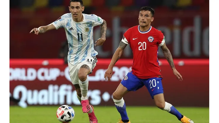 El atacante del Paris Saint Germain tendrá la difícil tarea de reemplazar a Lionel Messi y llevará la jineta de capitán ante La Roja en Calama.