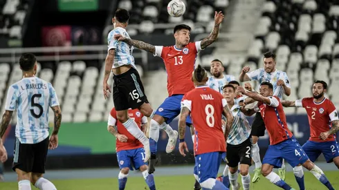 El ex seleccionado nacional sacó la voz y reconoció que Chile puede sacar ventaja de la altitud de Calama ante el cuadro trasandino.