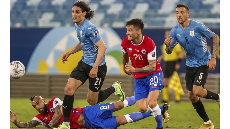 Alcalde de Calama revela que también quiere acoger el partido de la Roja contra Uruguay.