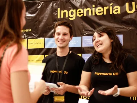 ¿Cómo puedo ver el valor de los aranceles según la carrera y universidad?