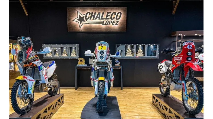El chileno reunió sus moto históricas para exhibirlas.