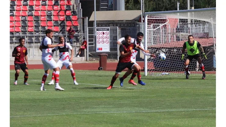 Triunfo de Curicó ante Rangers en duelo amistoso de pretemporada.